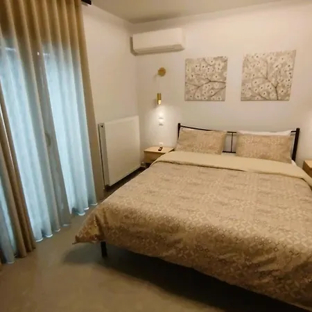 Frank And Jimmy * Trikala (Thessaly)