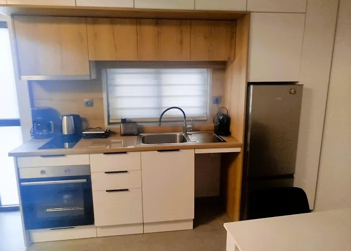 Frank And Jimmy Apartment *