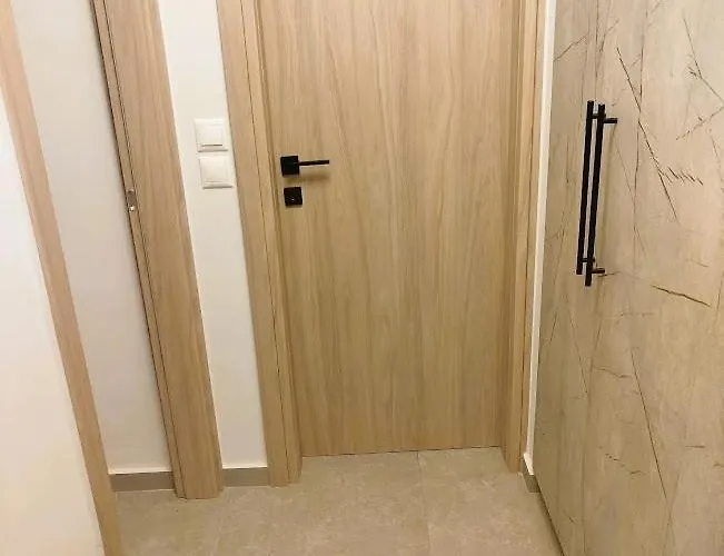 Frank And Jimmy * Trikala (Thessaly)